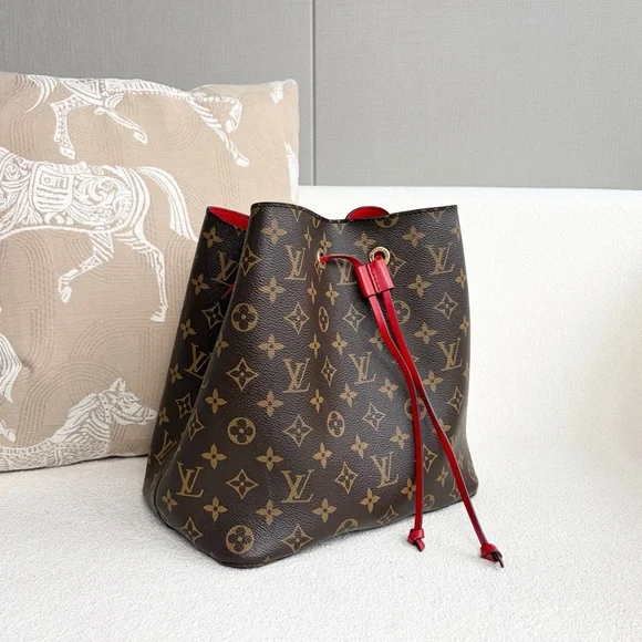 Louis Vuitton Monogram Neonoe MM Coquelicot Bag - Picture 6 of 7